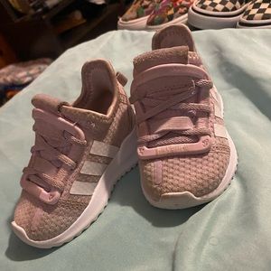 Size 4 toddler girl adidas